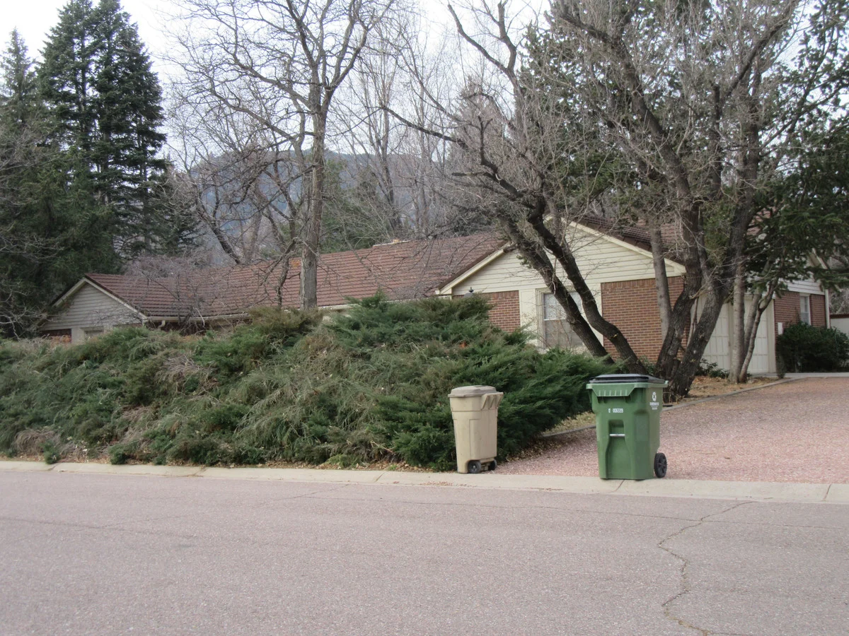Property at 28 Tanglewood Dr, Colorado Springs, CO 80906