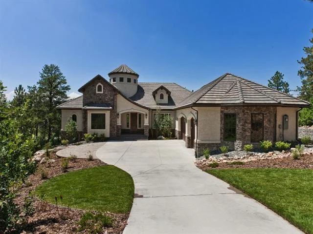 Property at 1919 Tulip Tree Pl, Castle Rock, CO 80108