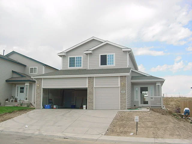 Property at 833 Bartlett St, Castle Rock, CO 80104