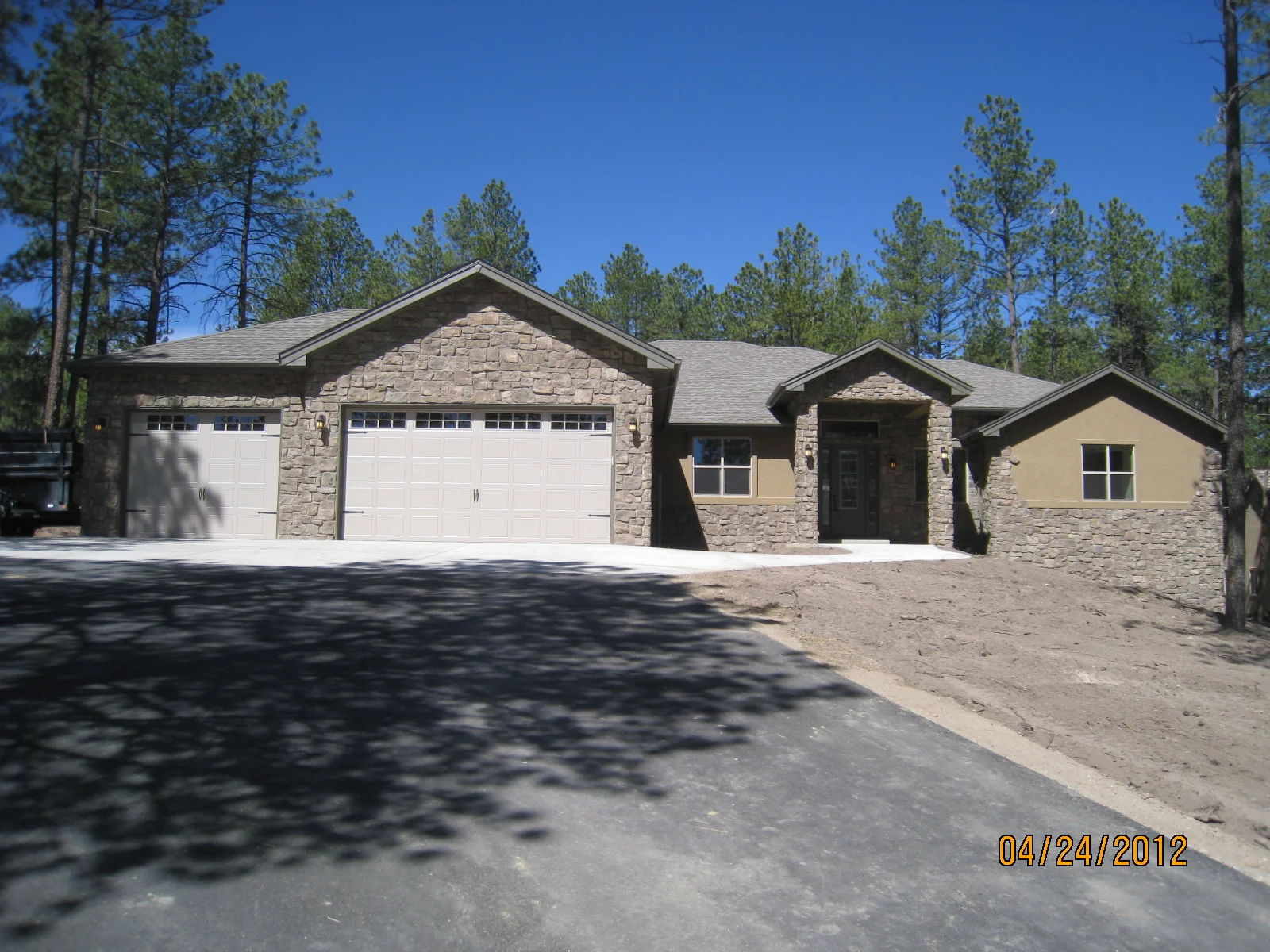 Property at 1239 Hoosier Dr, Larkspur, CO 80118