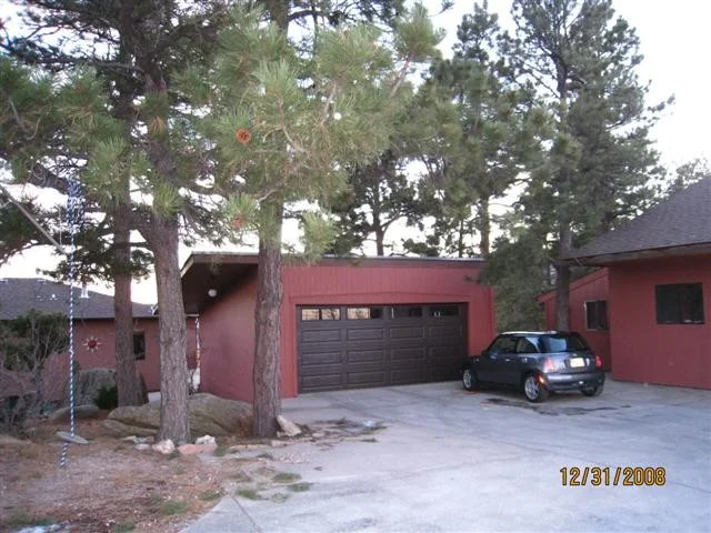 Property at 2596 N Valley Dr, Castle Rock, CO 80104