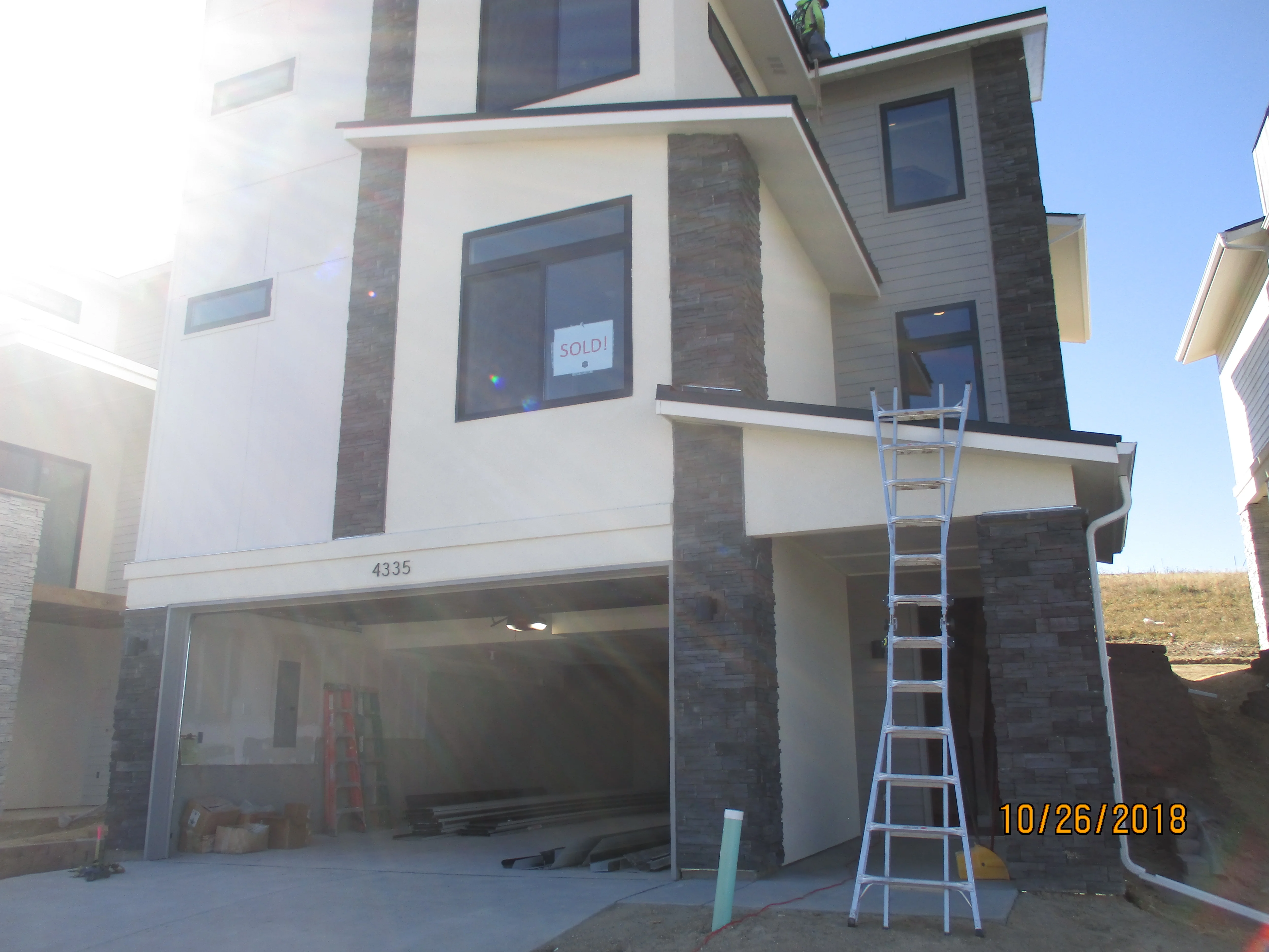 Property at 4335 N Meadows Dr, Castle Rock, CO 80109
