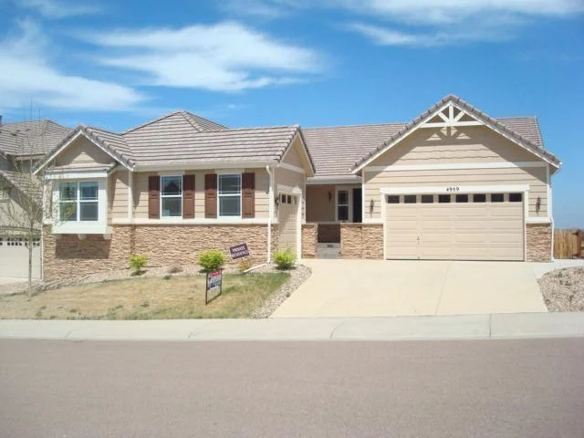 Property at 4959 Persimmon Ln, Castle Rock, CO 80109