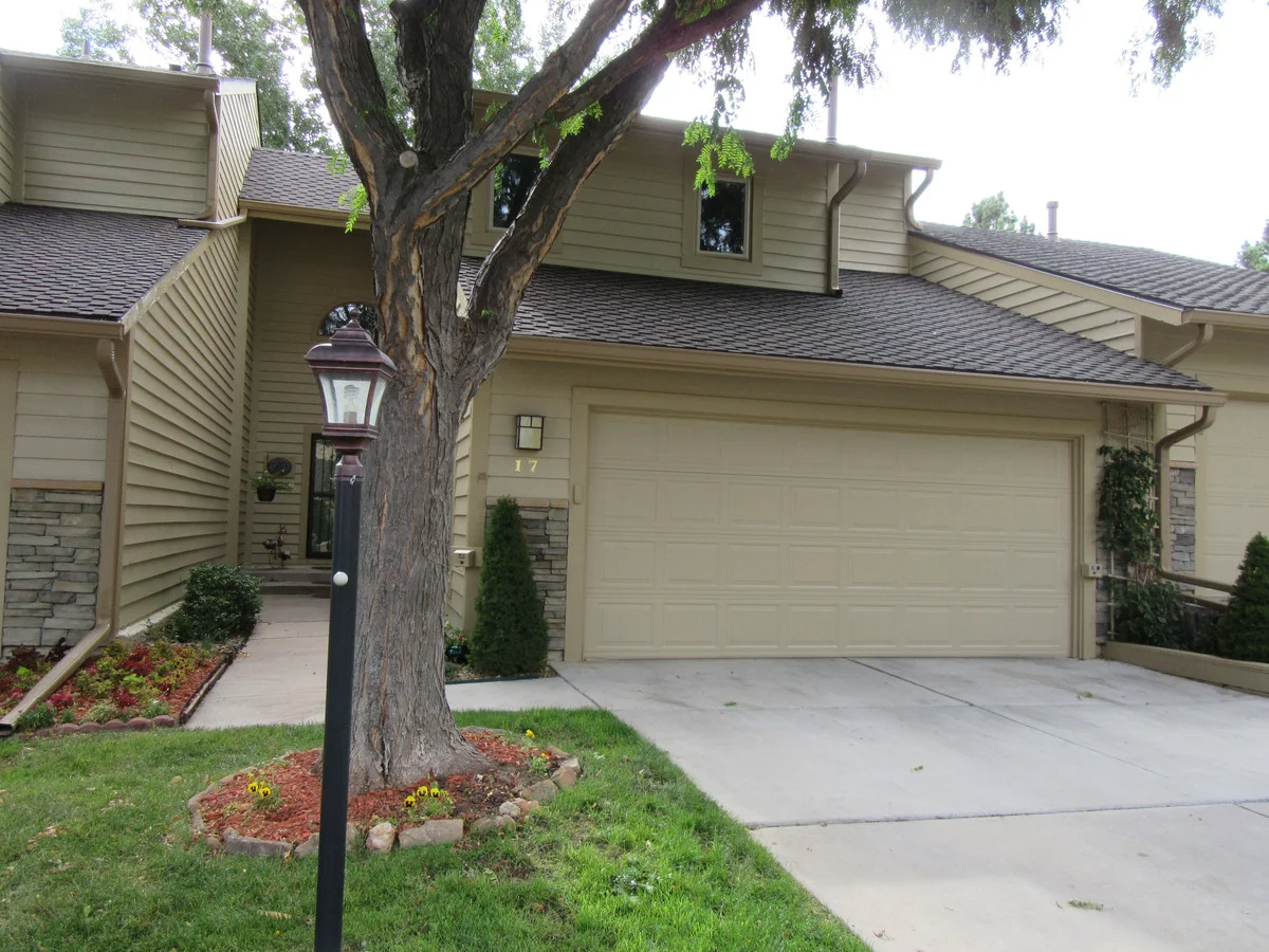 Property at 17 Woodbridge Dr, Colorado Springs, CO 80906