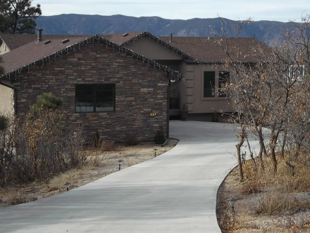 Property at 927 Tari Dr, Monument, CO 80921