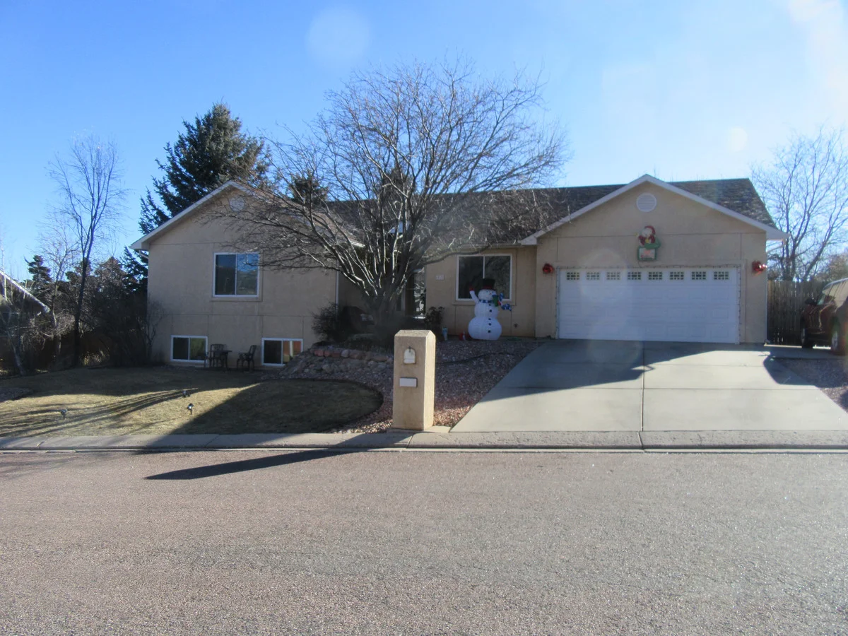 Property at 317 Clarksley Rd, Manitou Springs, CO 80829