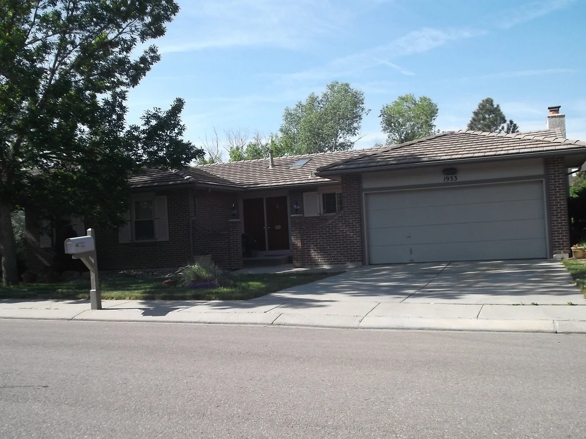 Property at 1933 Forest Ridge Dr, Colorado Springs, CO 80918