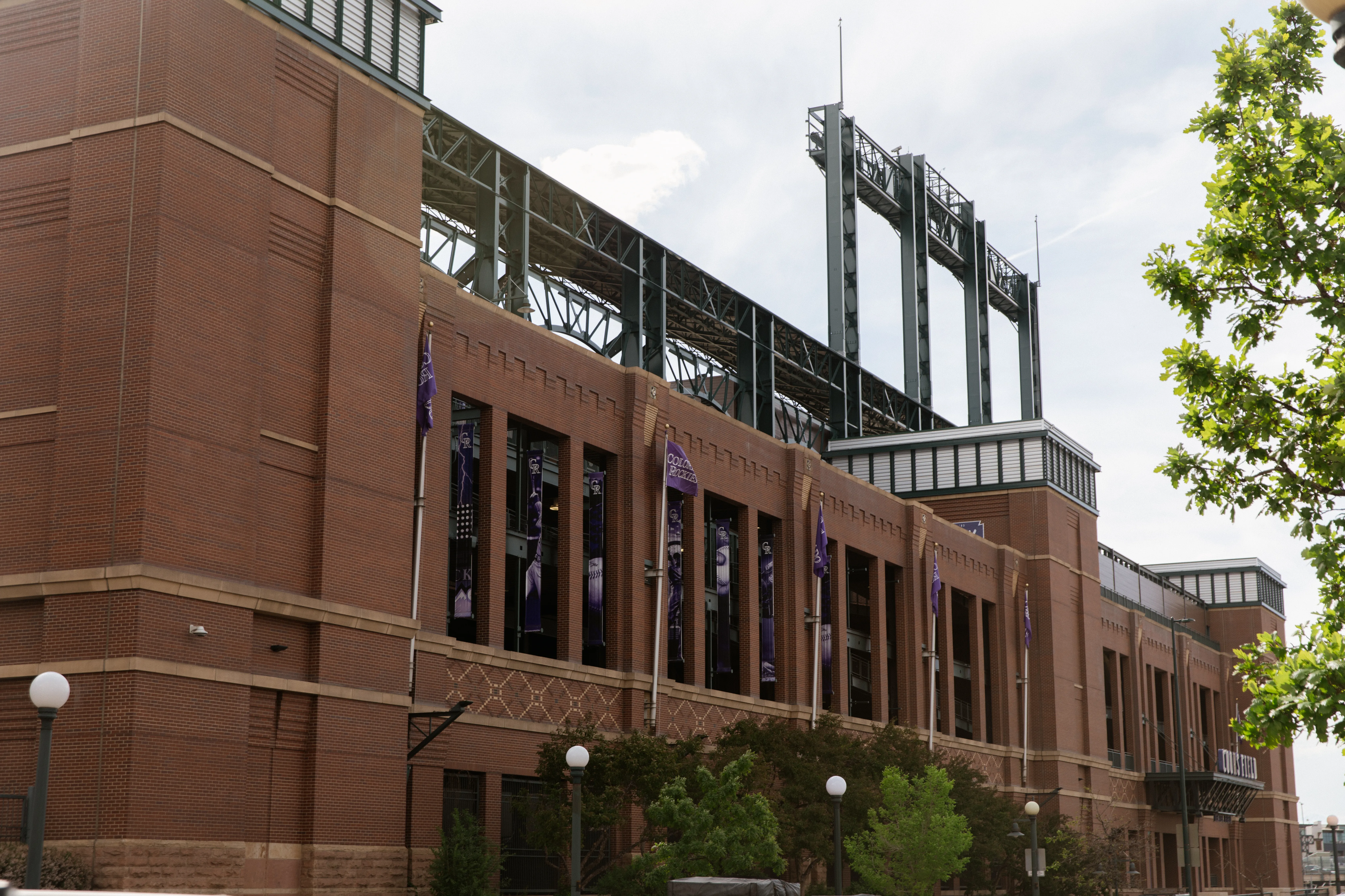 Diamond and suite facade details