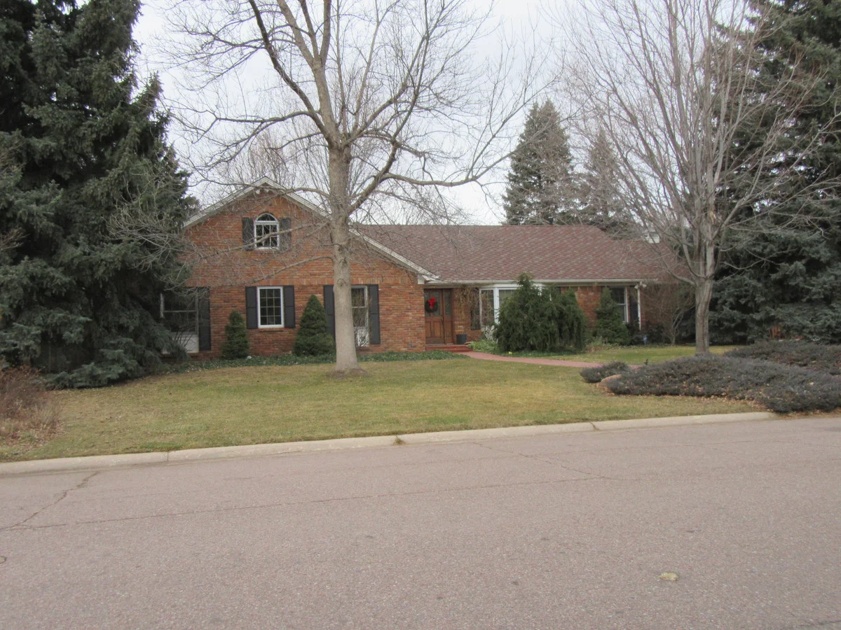 Property at 30 Hutton Ln, Colorado Springs, CO 80906