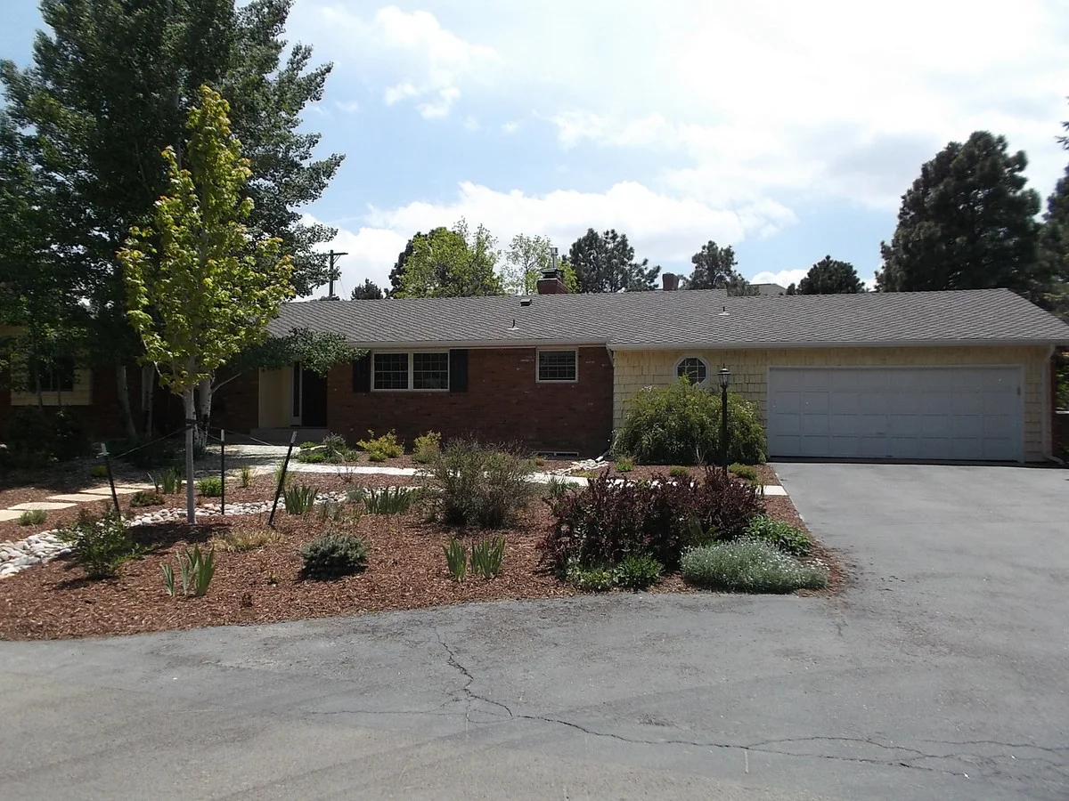 Property at 8 Sequoyah Rd, Colorado Springs, CO 80906