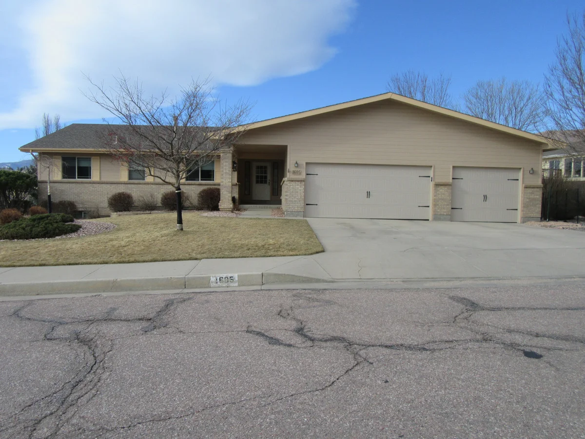 Property at 1605 Smoke Ridge Dr, Colorado Springs, CO 80919