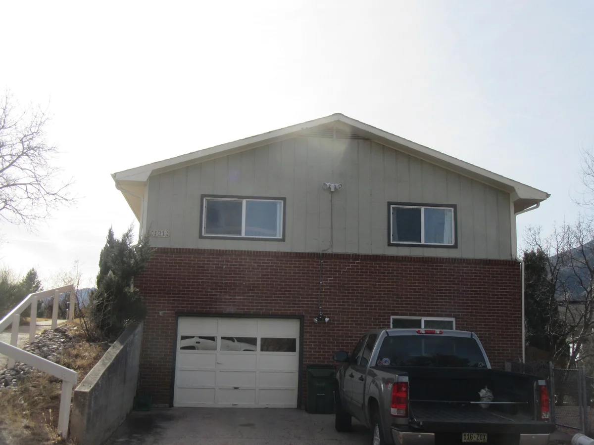 Property at 121 Washburn Ct, Colorado Springs, CO 80904