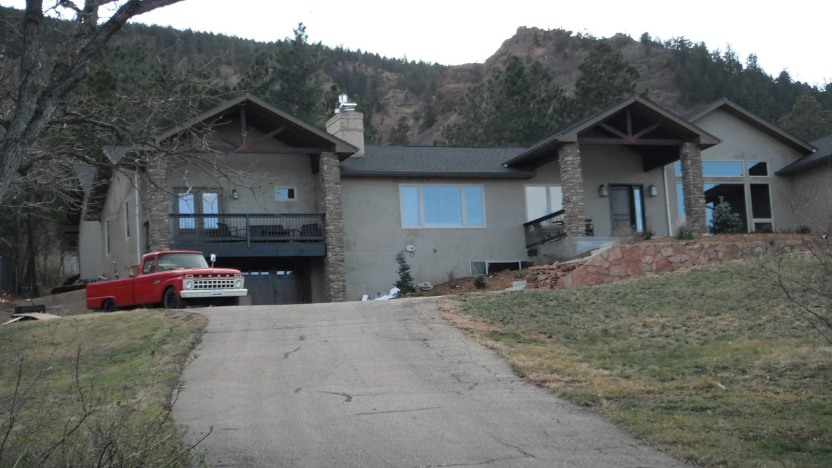 Property at 17 Belle Air Rd, Colorado Springs, CO 80906