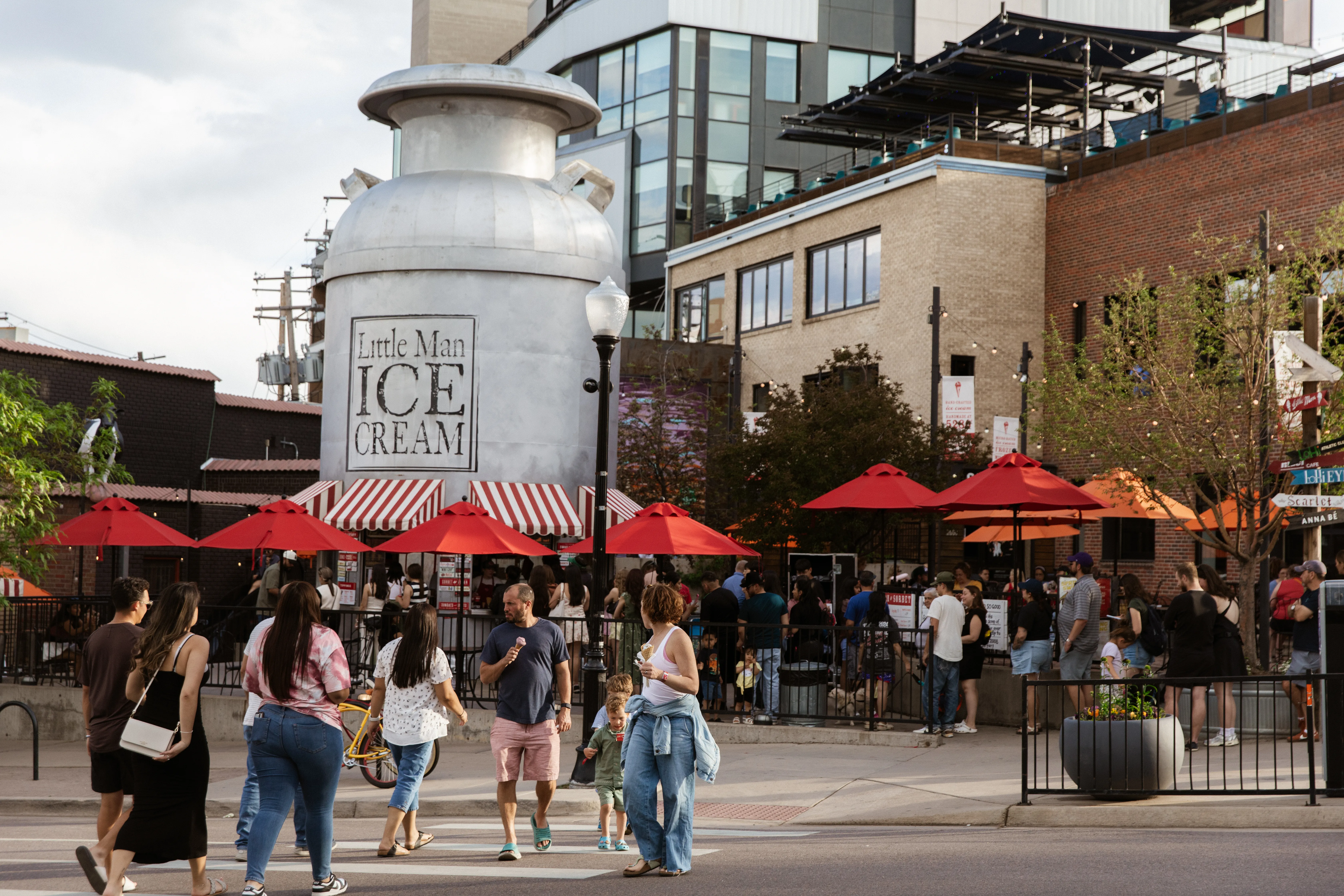 Sculptural white facade in downtown Denver